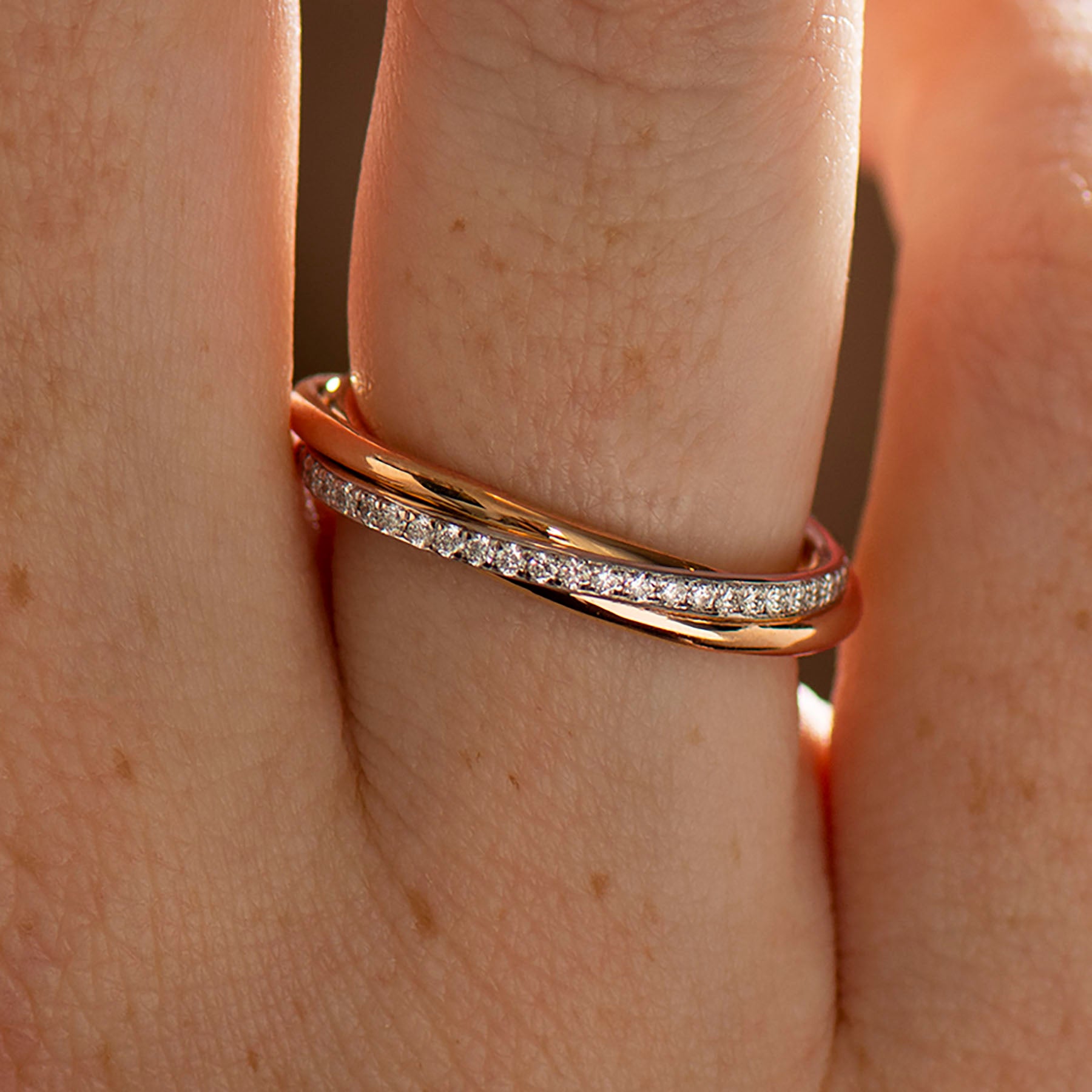 Two Tone Three Bands Interlocking Ring