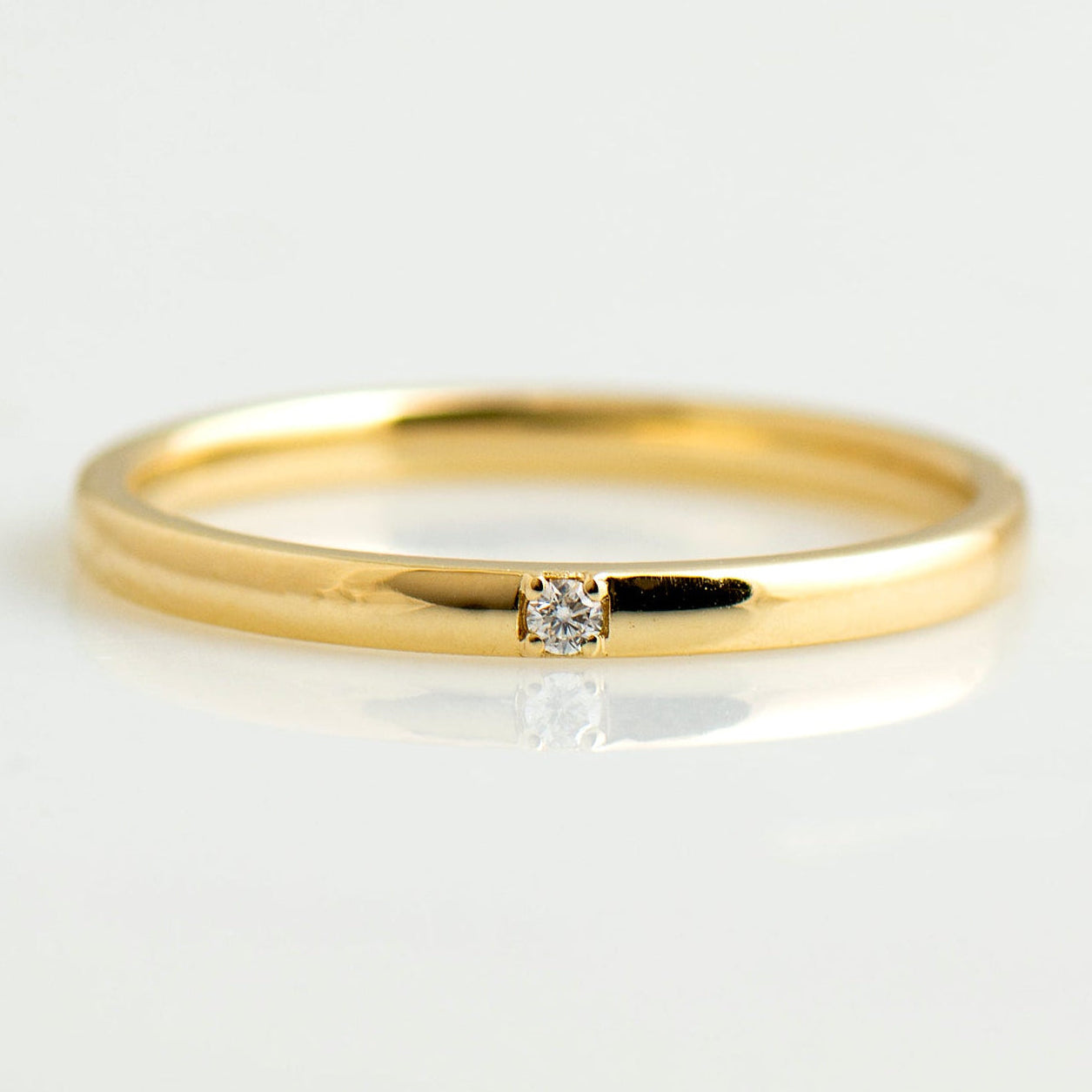 2mm Single Diamond Ring