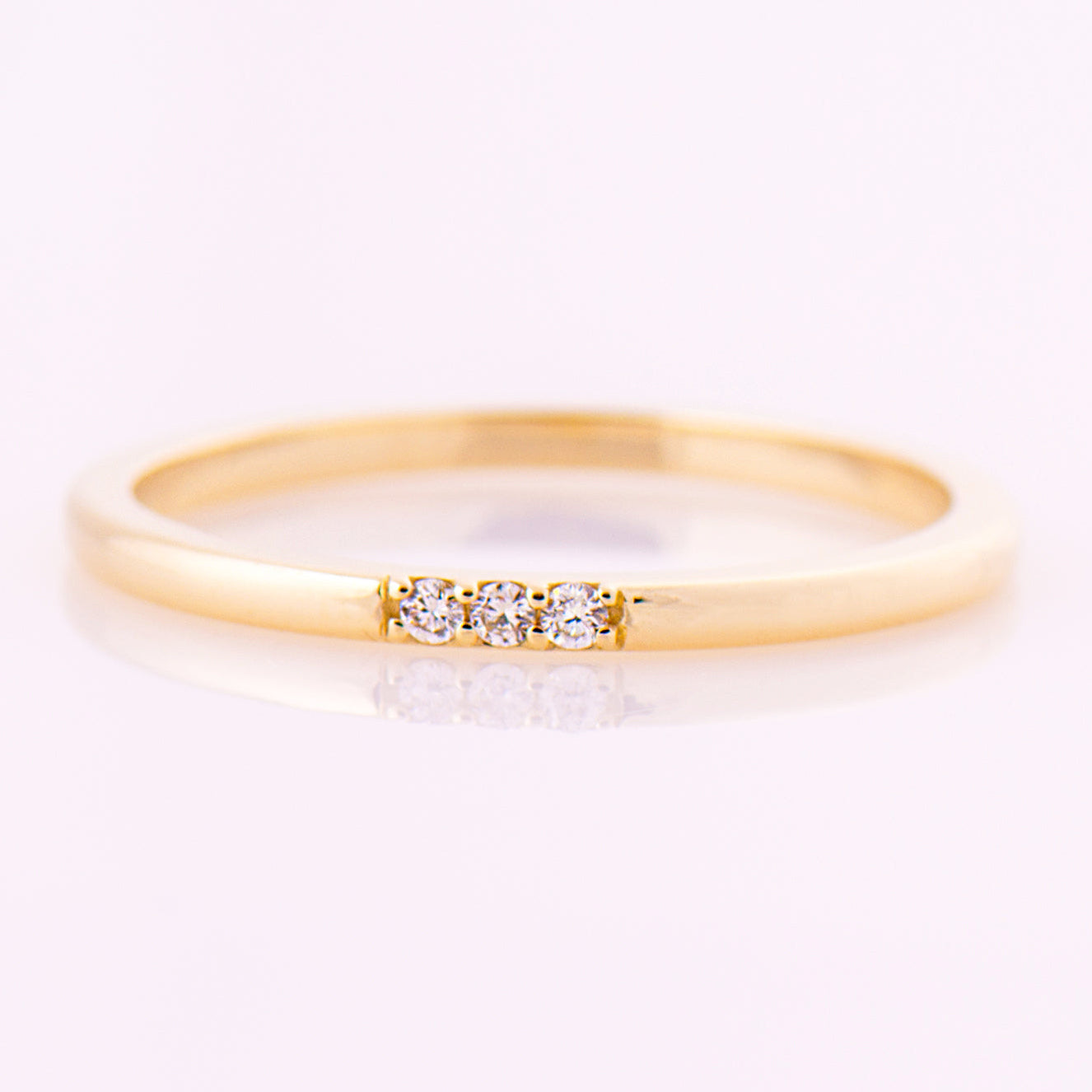 1.5 mm 3 Diamonds Ring