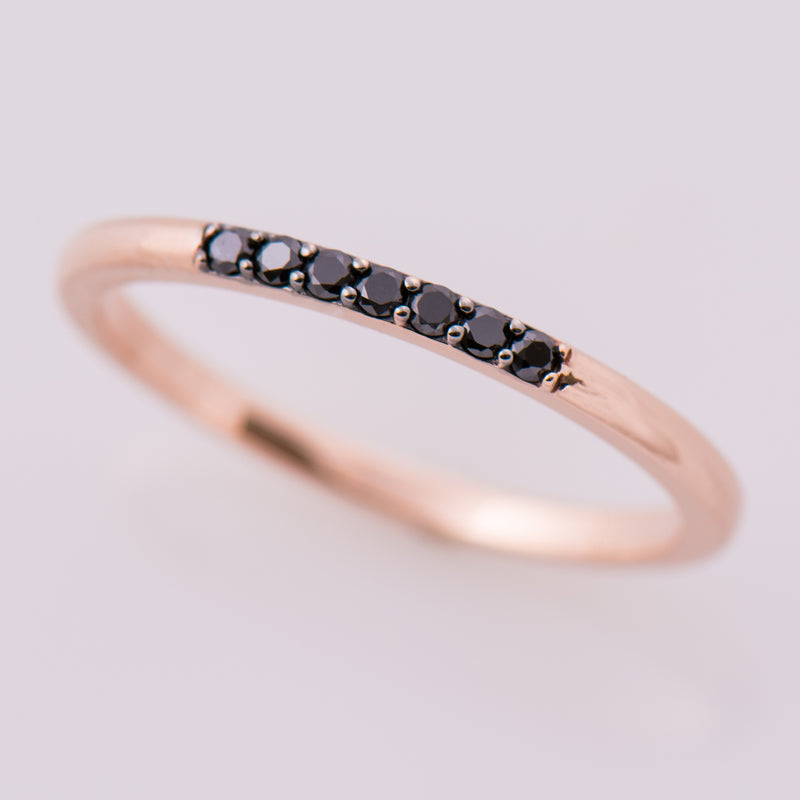 1.5 mm Black Diamond 7 Stone Ring