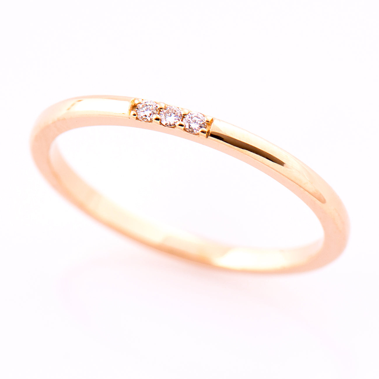 1.5 mm 3 Diamonds Ring