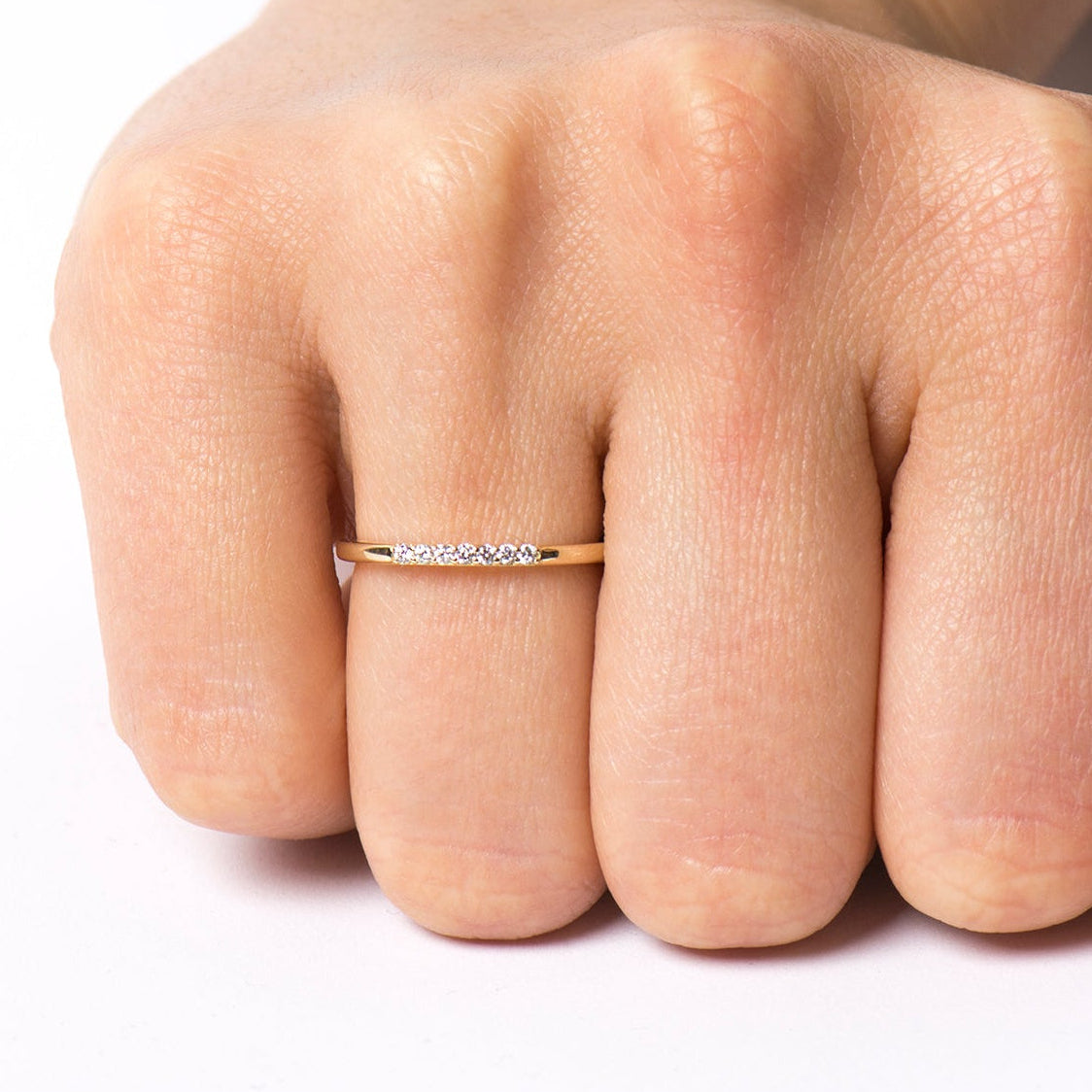 1.5 mm 7 Diamonds Ring
