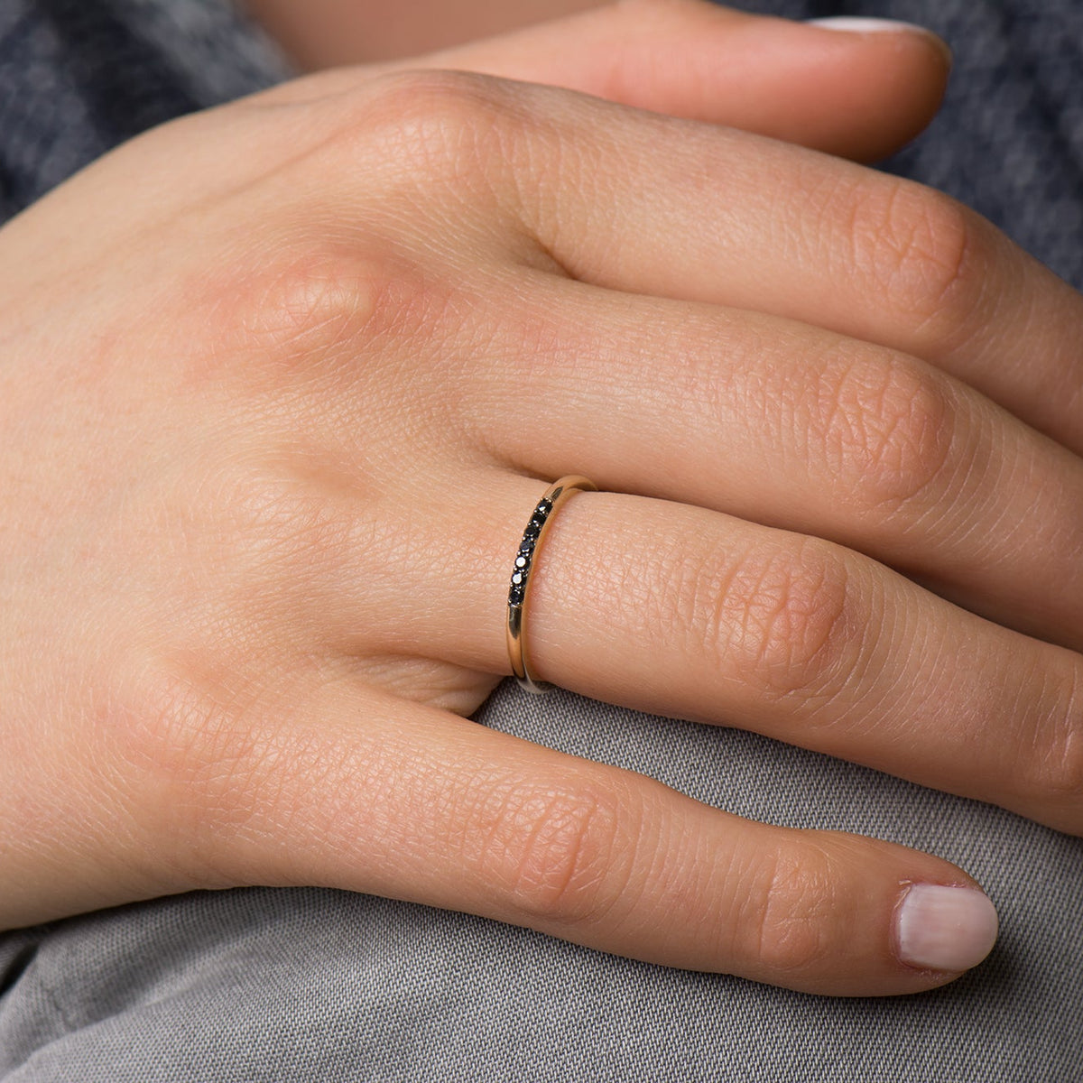 1.5 mm Black Diamond 7 Stone Ring