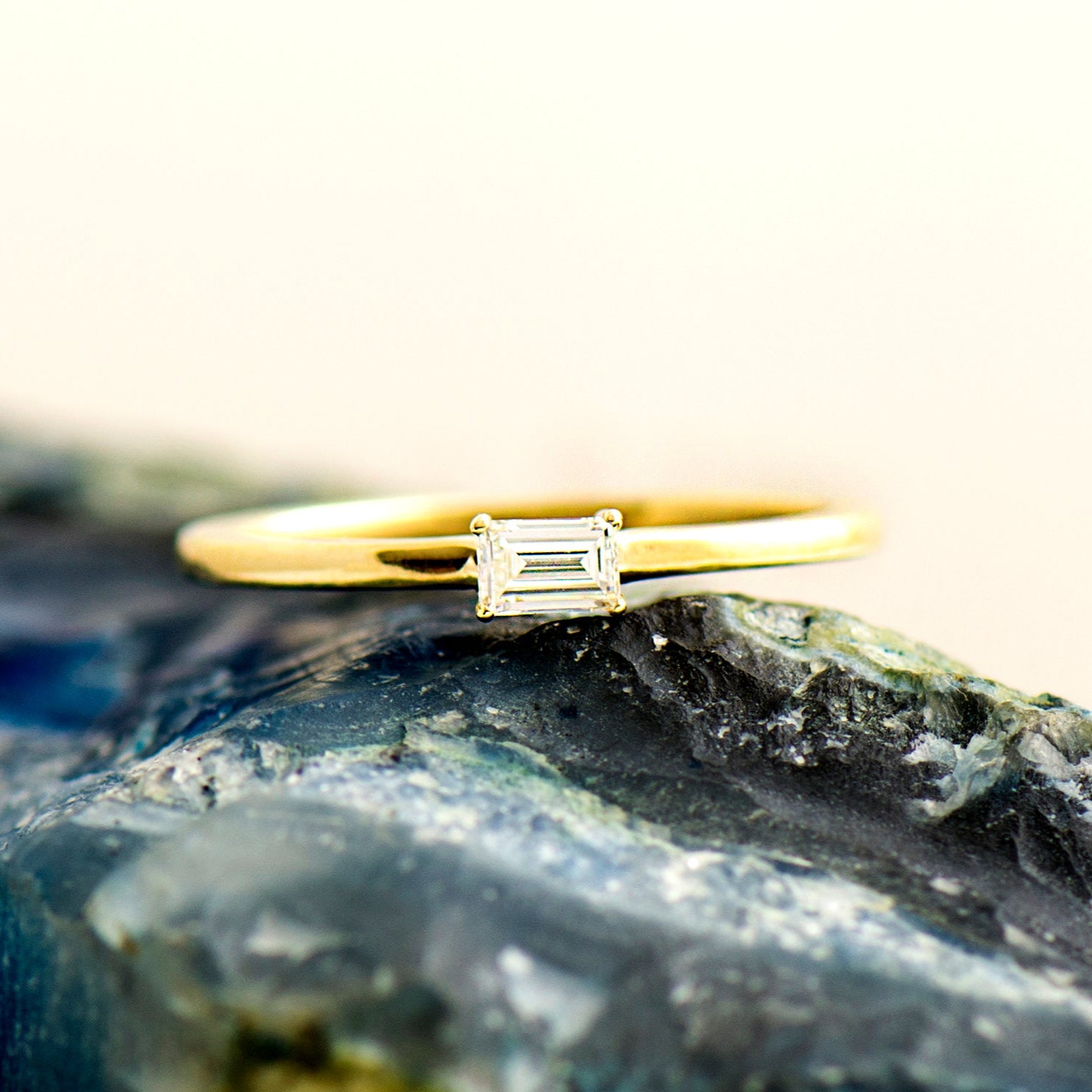 The Skinny Band Solitaire - Baguette