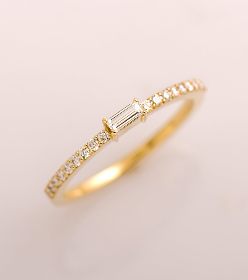 Baguette Diamond Ring With Sides