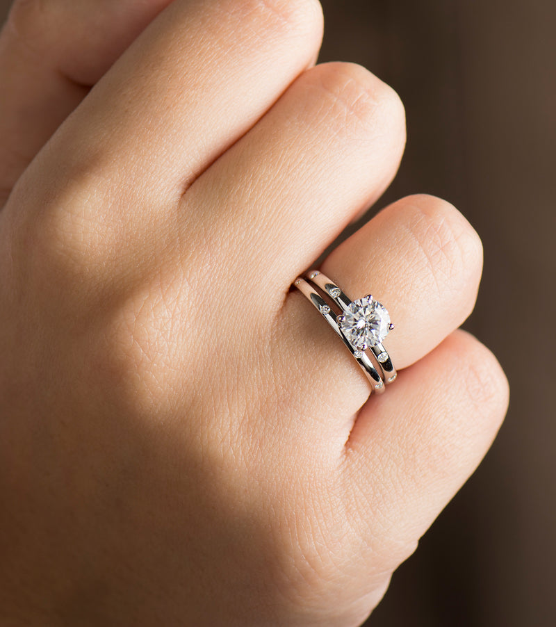 Diamond wedding ring simple Outlet