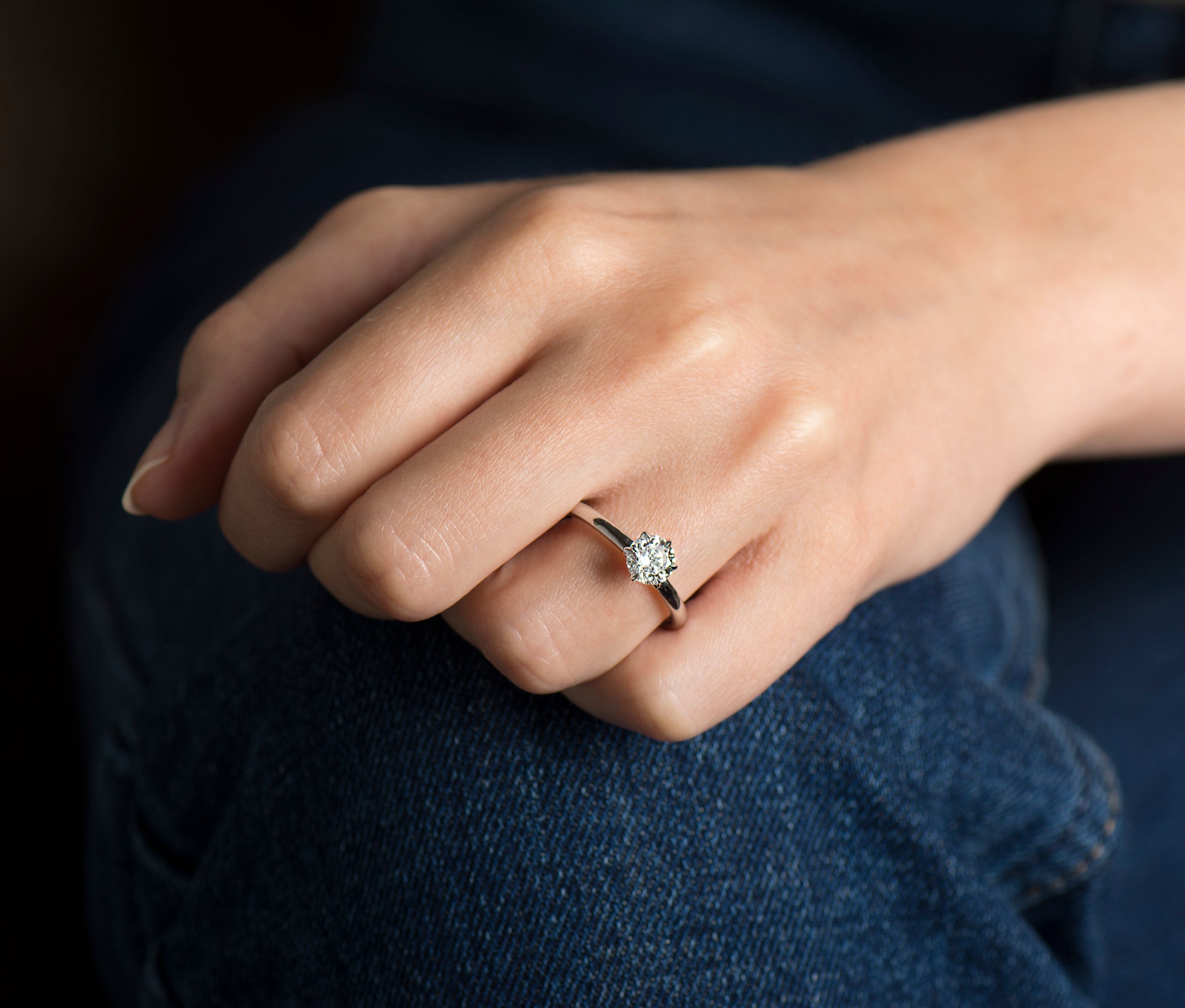 The signature 6 Prong Ring