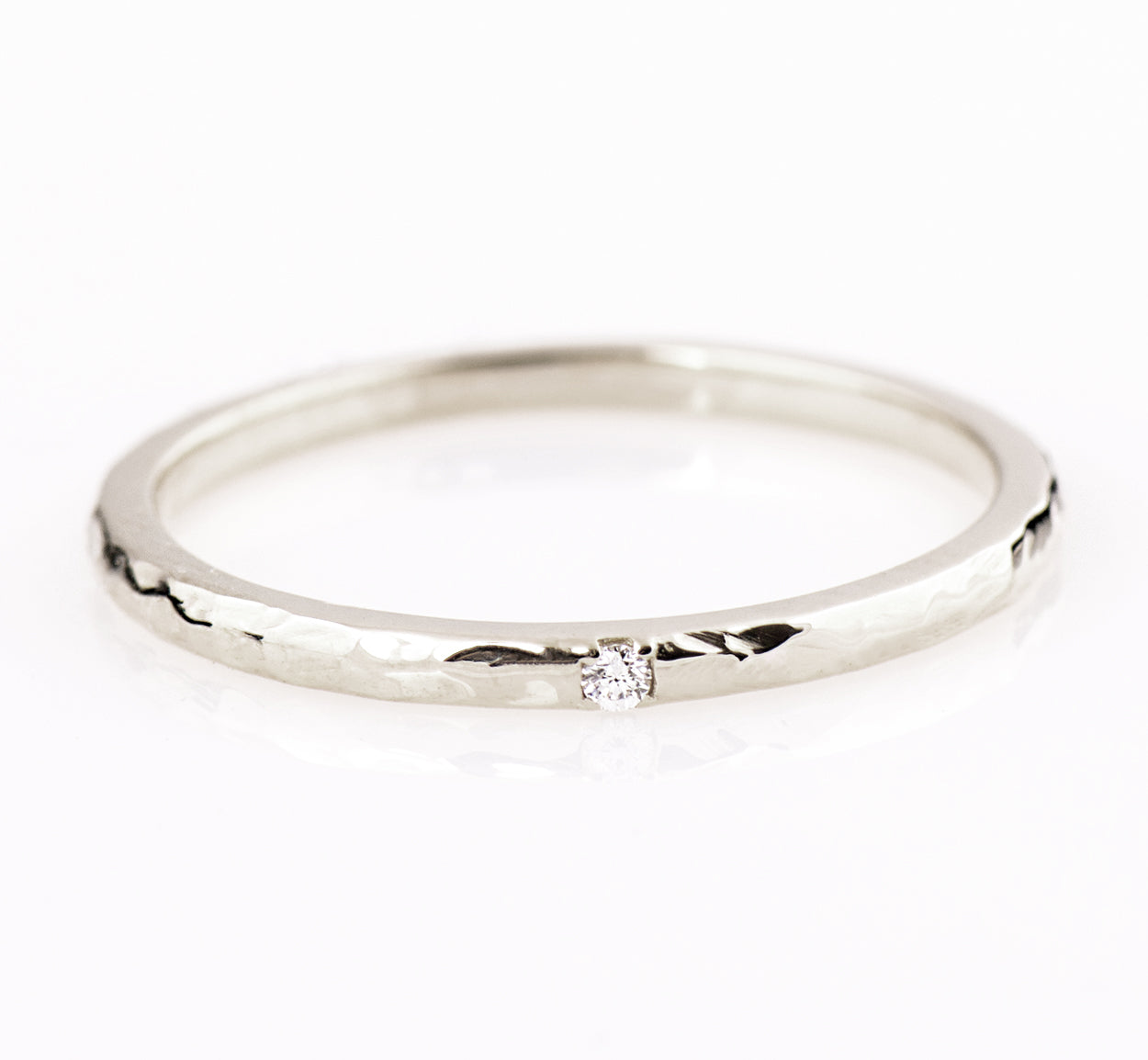 1.5 mm Hammered Single Diamond Ring