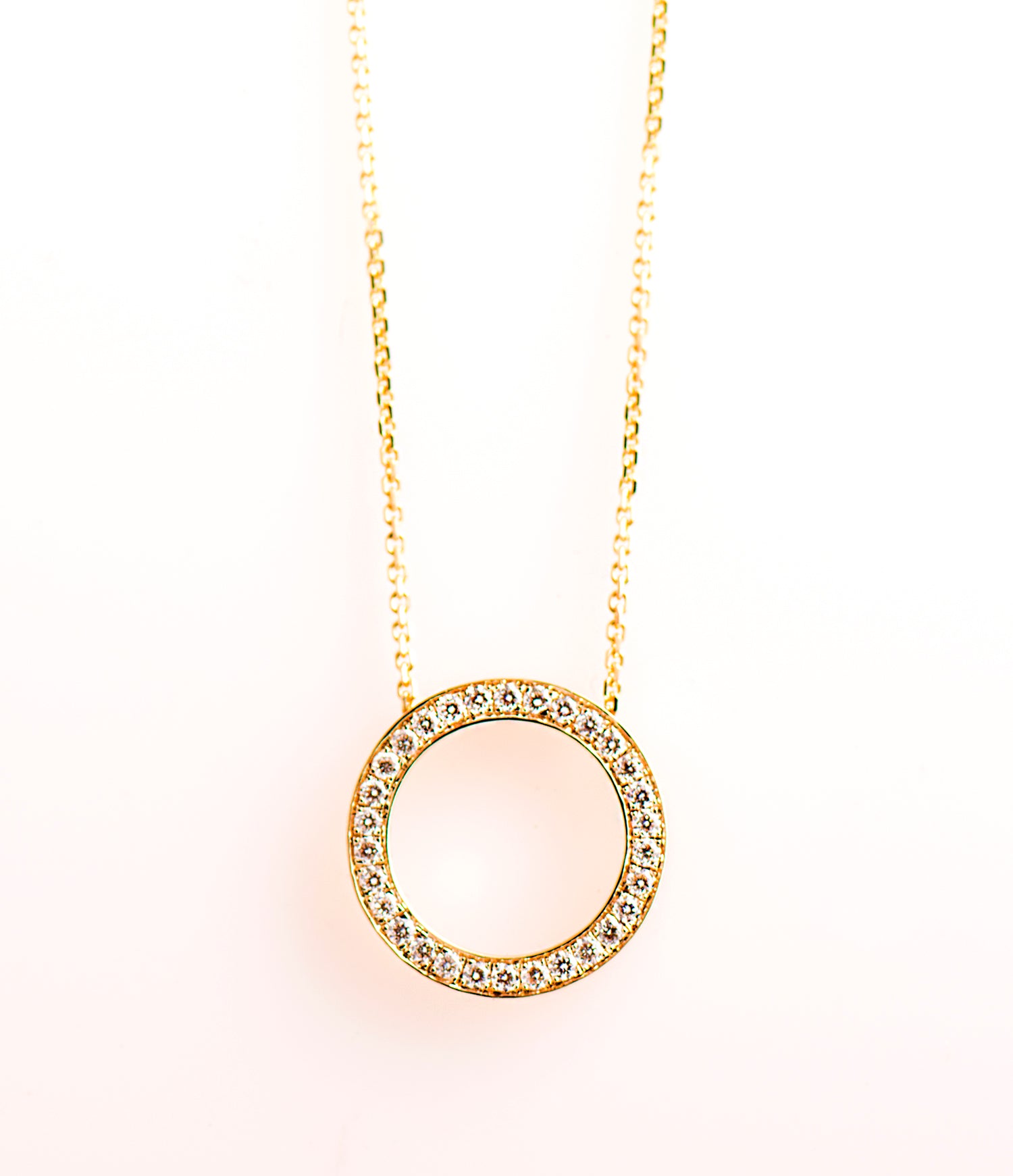 Circle Diamonds Necklace