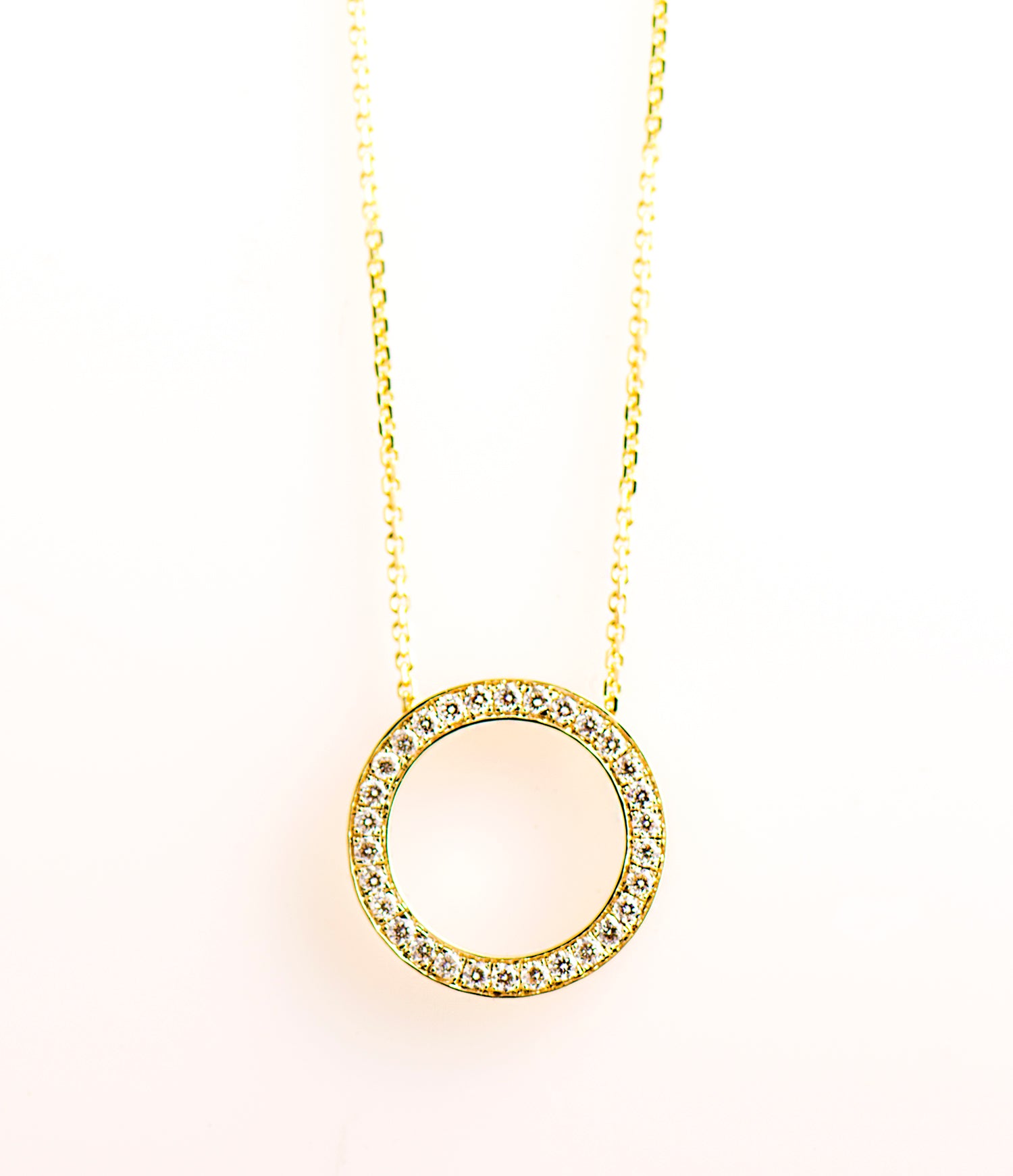 Circle Diamonds Necklace