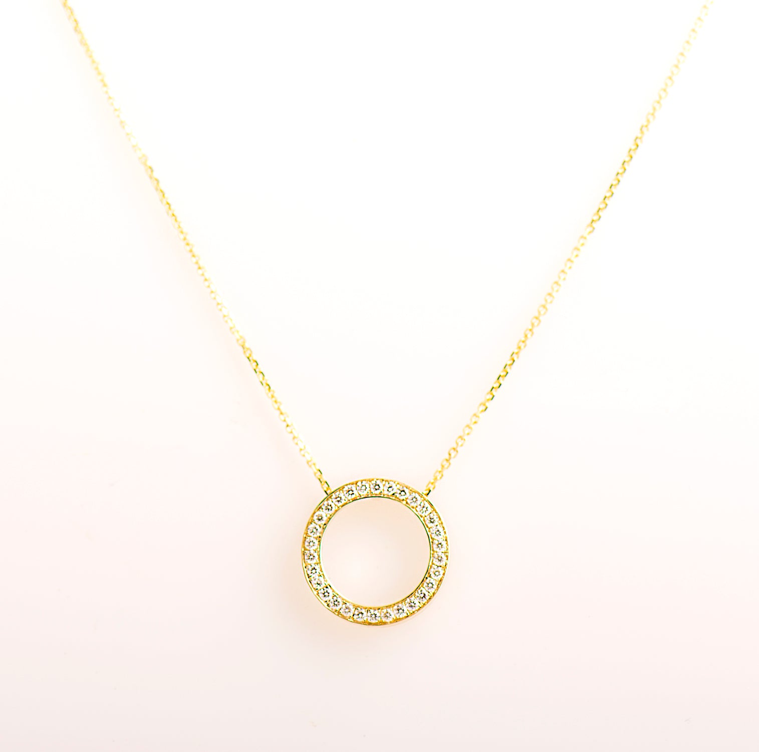 Circle Diamonds Necklace