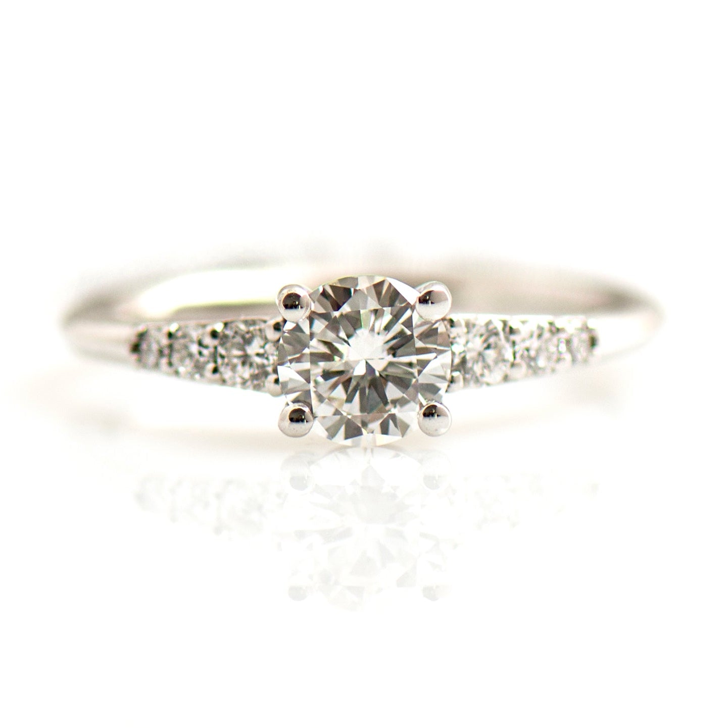Signature Tapered Ring - Round