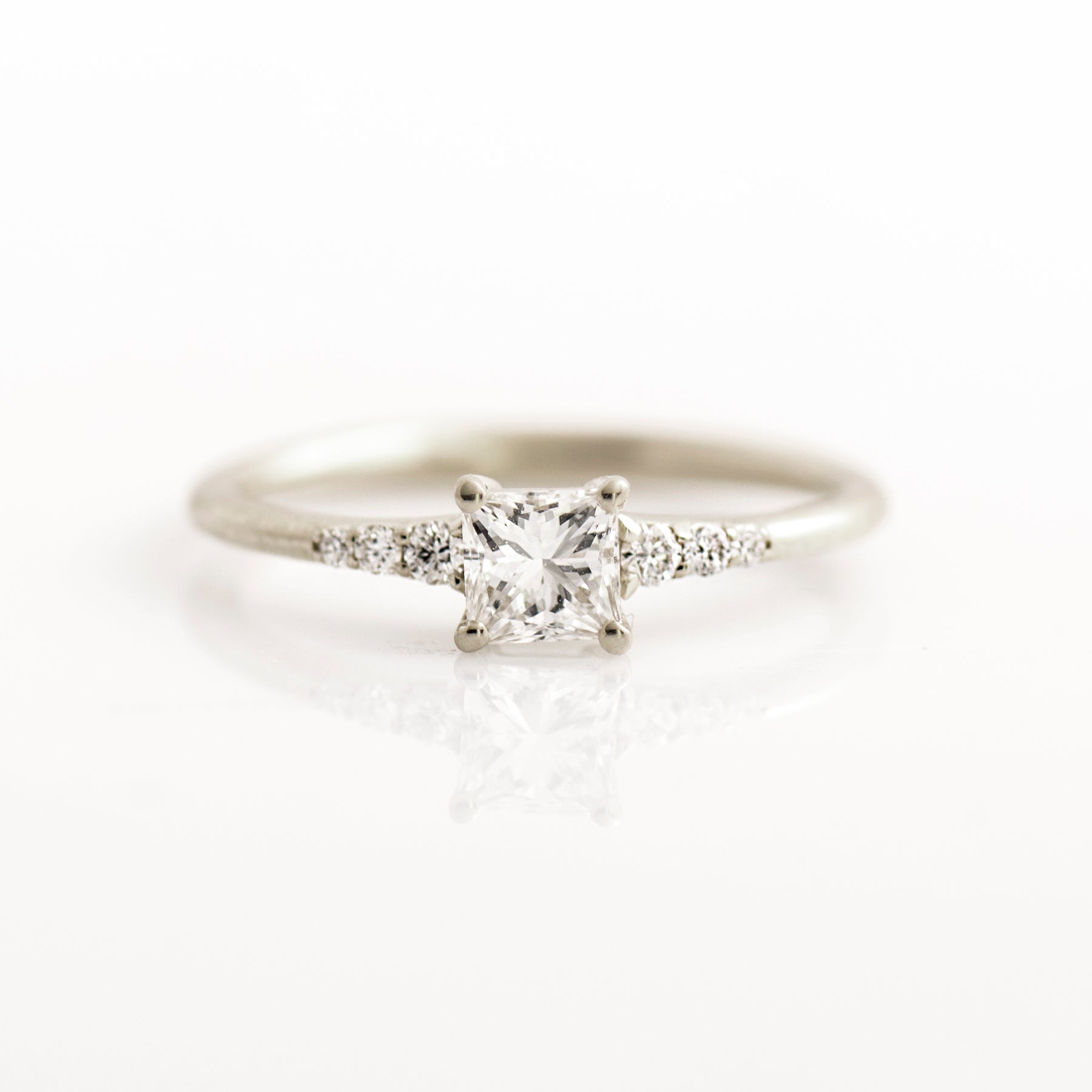 Signature Tapered Ring - Princess