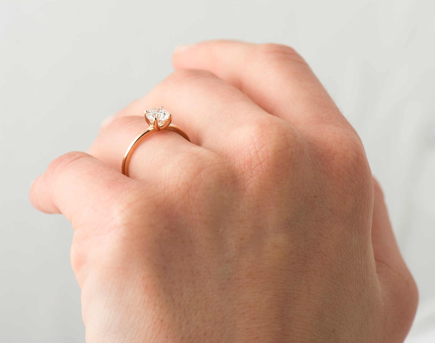The Skinny Band Solitaire - Round Brilliant