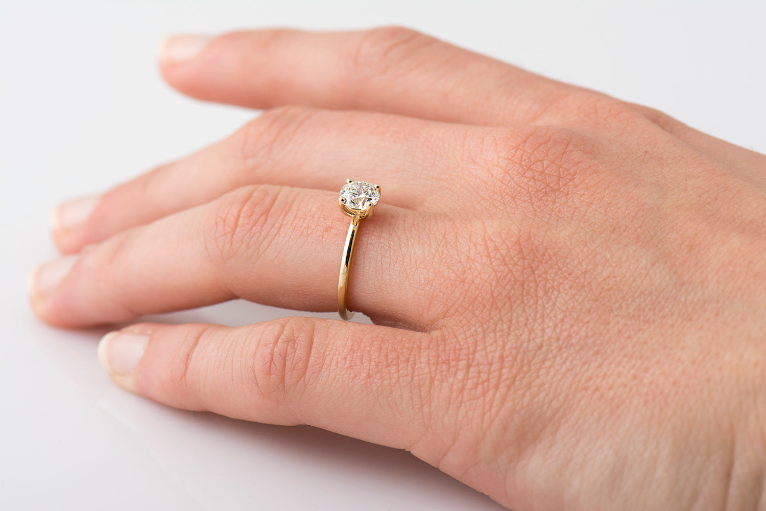 The Skinny Band Solitaire - Round Brilliant