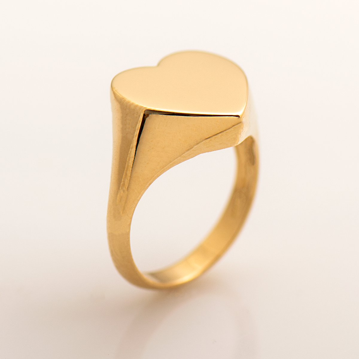 Heart Signet Ring | Signet Rings | Nir Oliva Jewelry