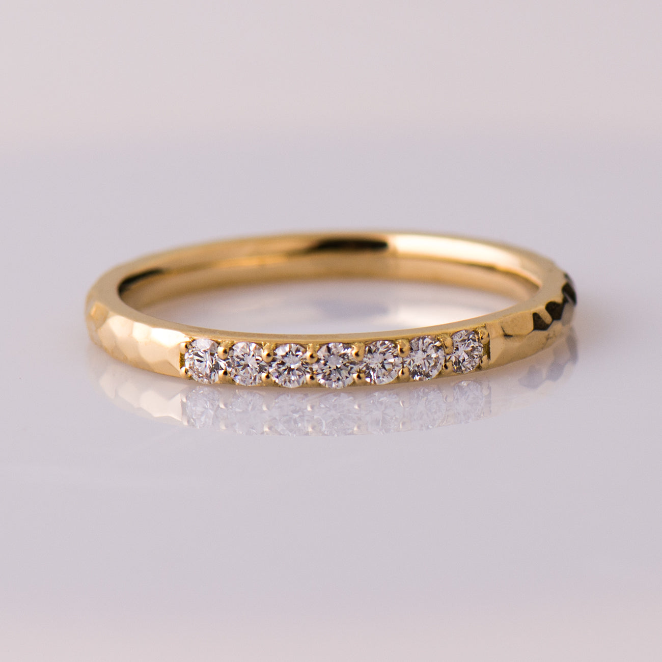 2 mm Hammered 7 Diamonds Ring