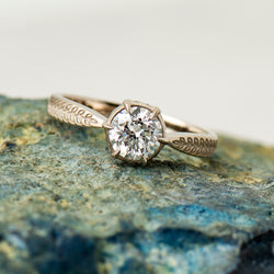 Leaf Vintage Style Solitaire Ring