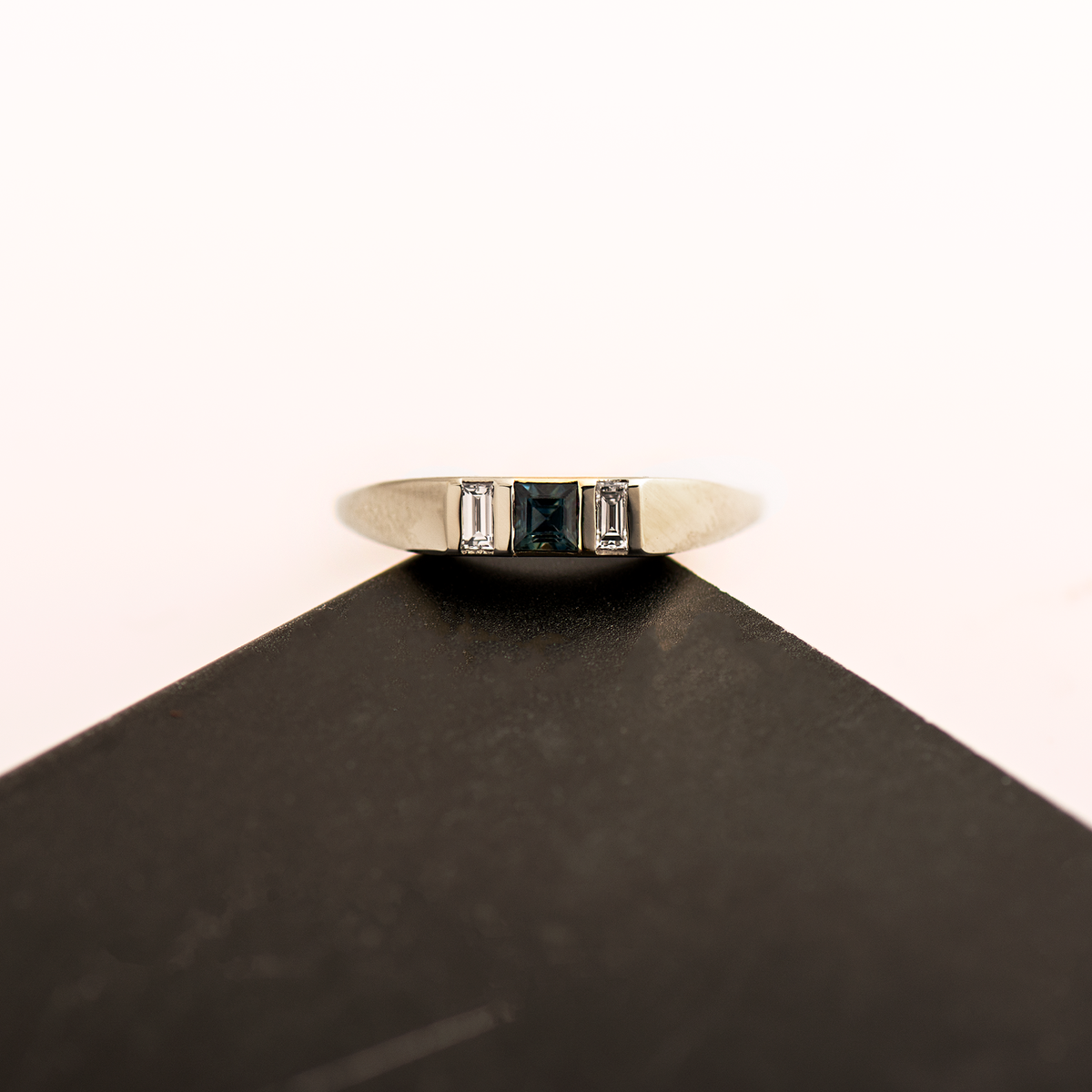 Thin Signet Ring
