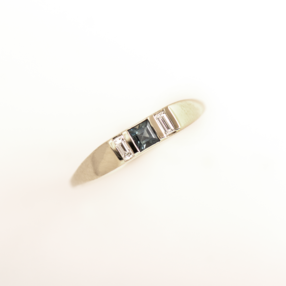 Thin Signet Ring
