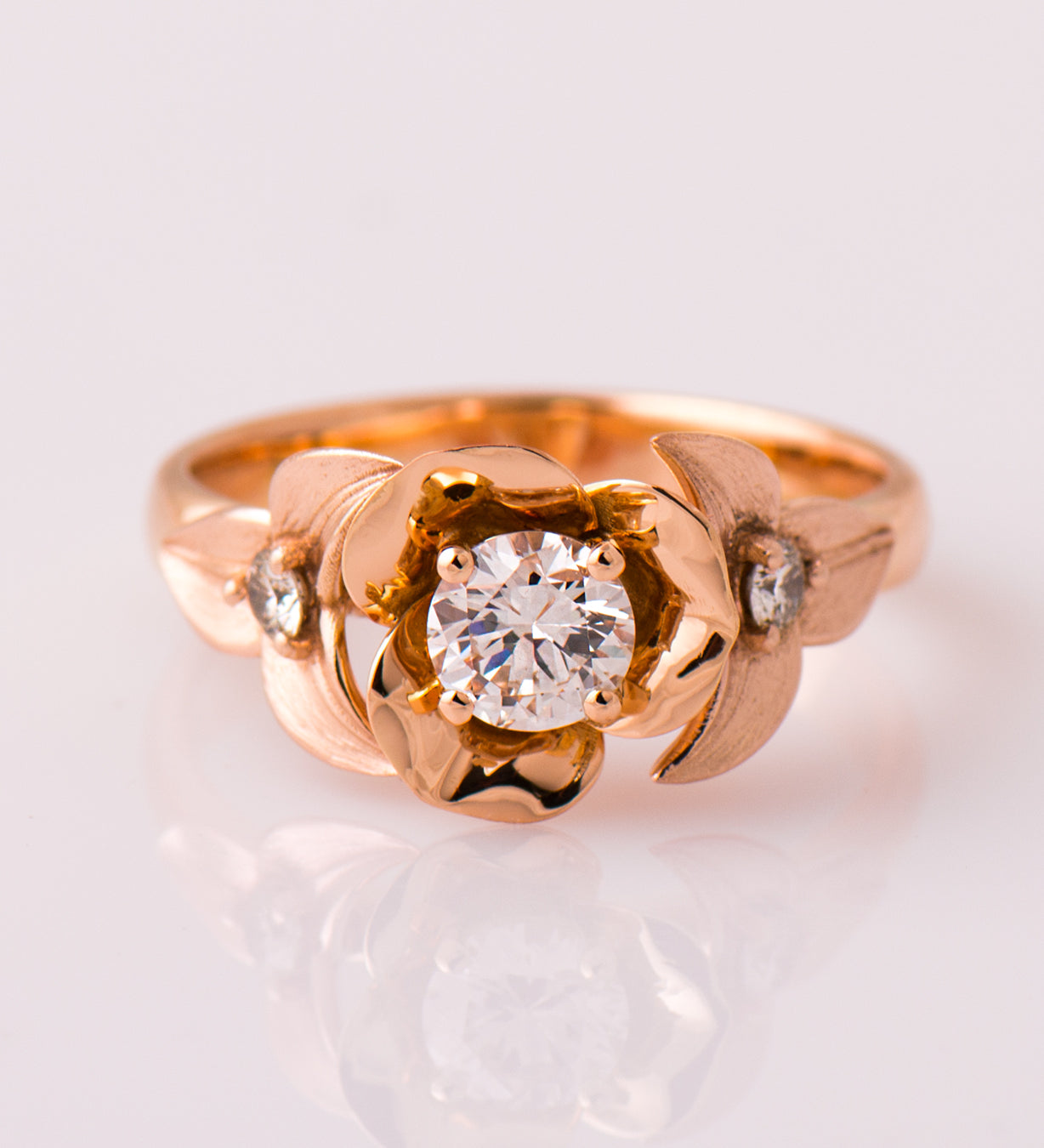 Flower & Leaves Diamond Ring