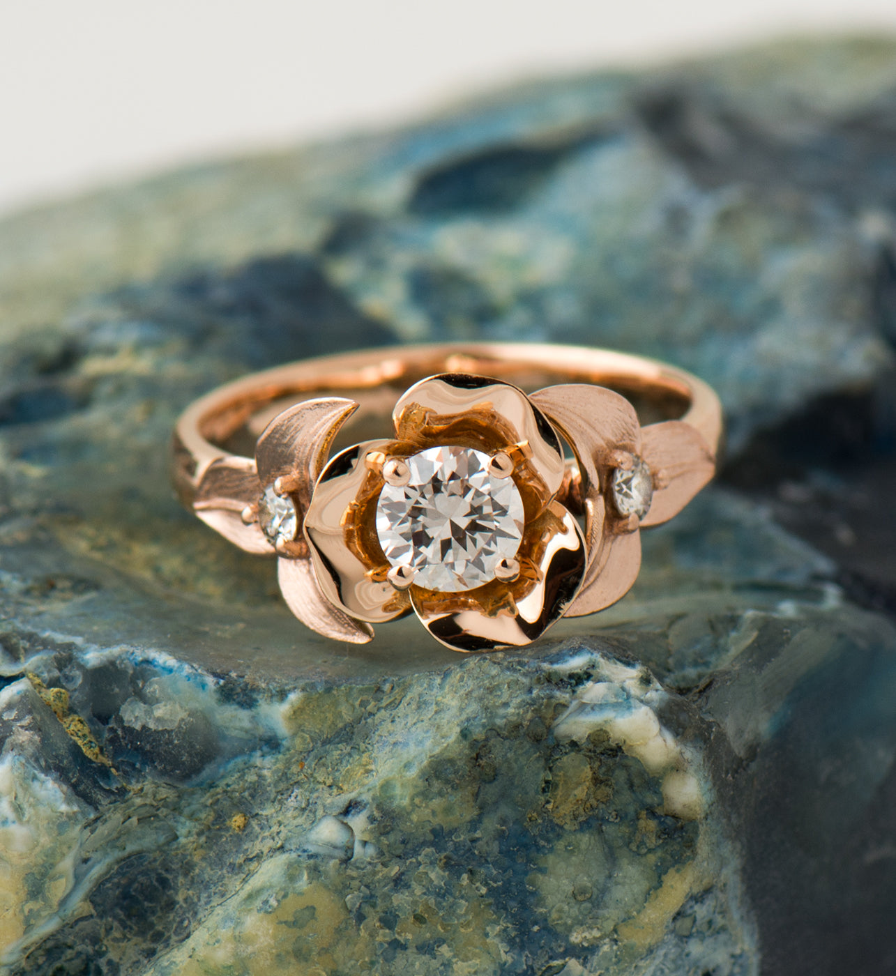 Flower & Leaves Diamond Ring