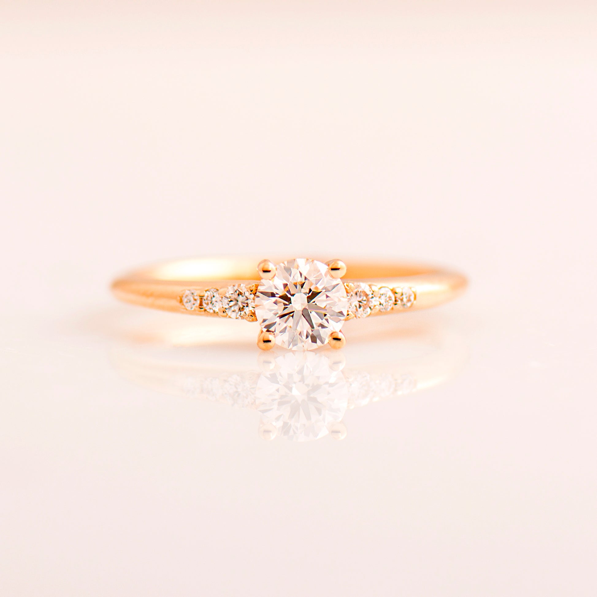 Skinny Signature Tapered Ring Round