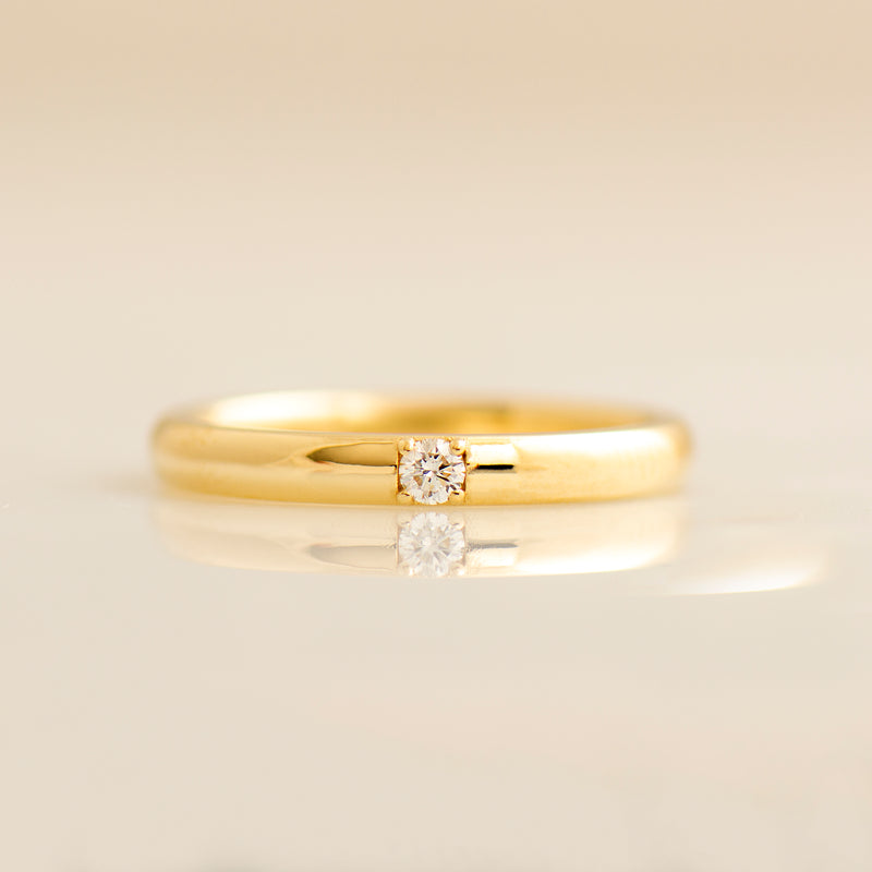 2.5 mm Single Diamond Ring