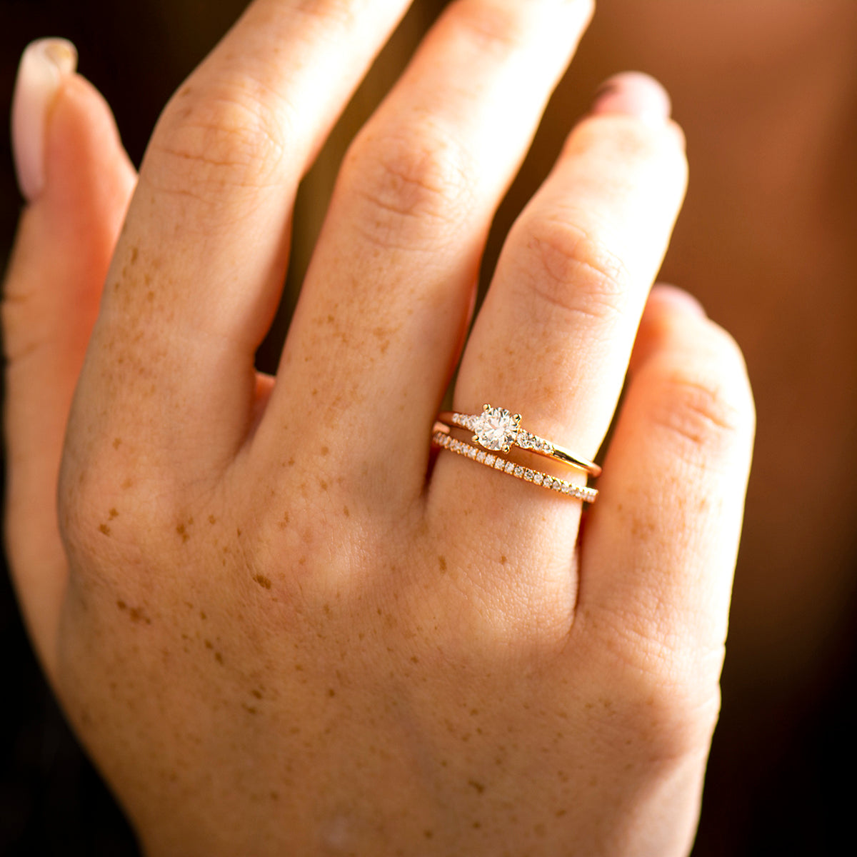 Skinny Signature Tapered Ring Round