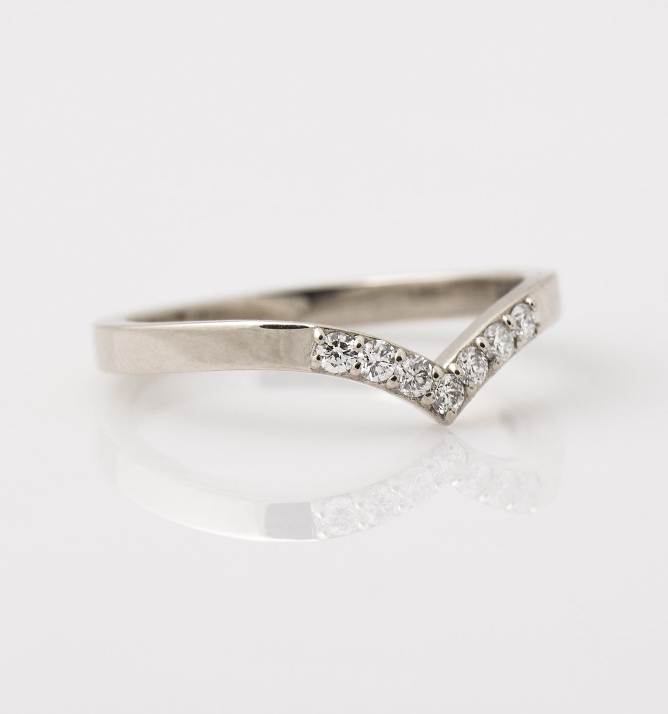 Medium Wide V Shape 7 Diamonds Ring