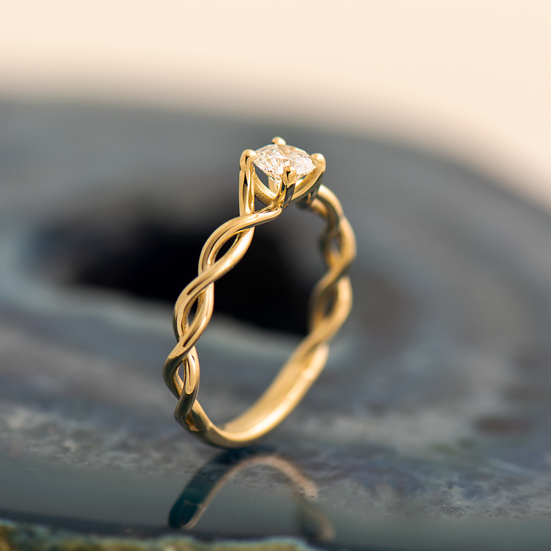 Wedding Rings : 14K Tri-Color Gold Braided Wedding Band Set