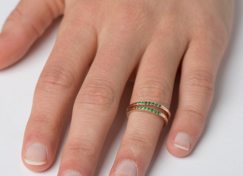 1.5 mm Green Diamonds Stack Ring
