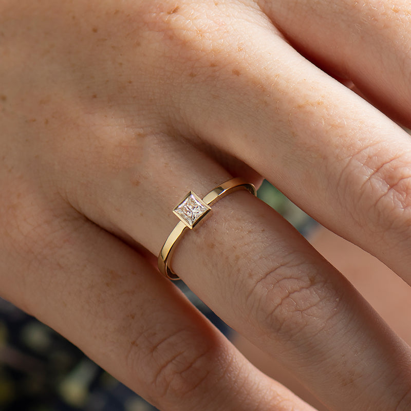 1.00 Carat Princess Cut Diamond Engagement Ring – LeGassick Jewellery