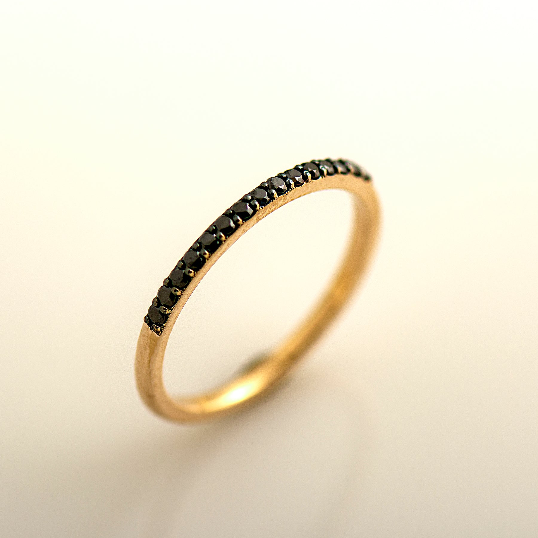 15 Black Diamonds Ring