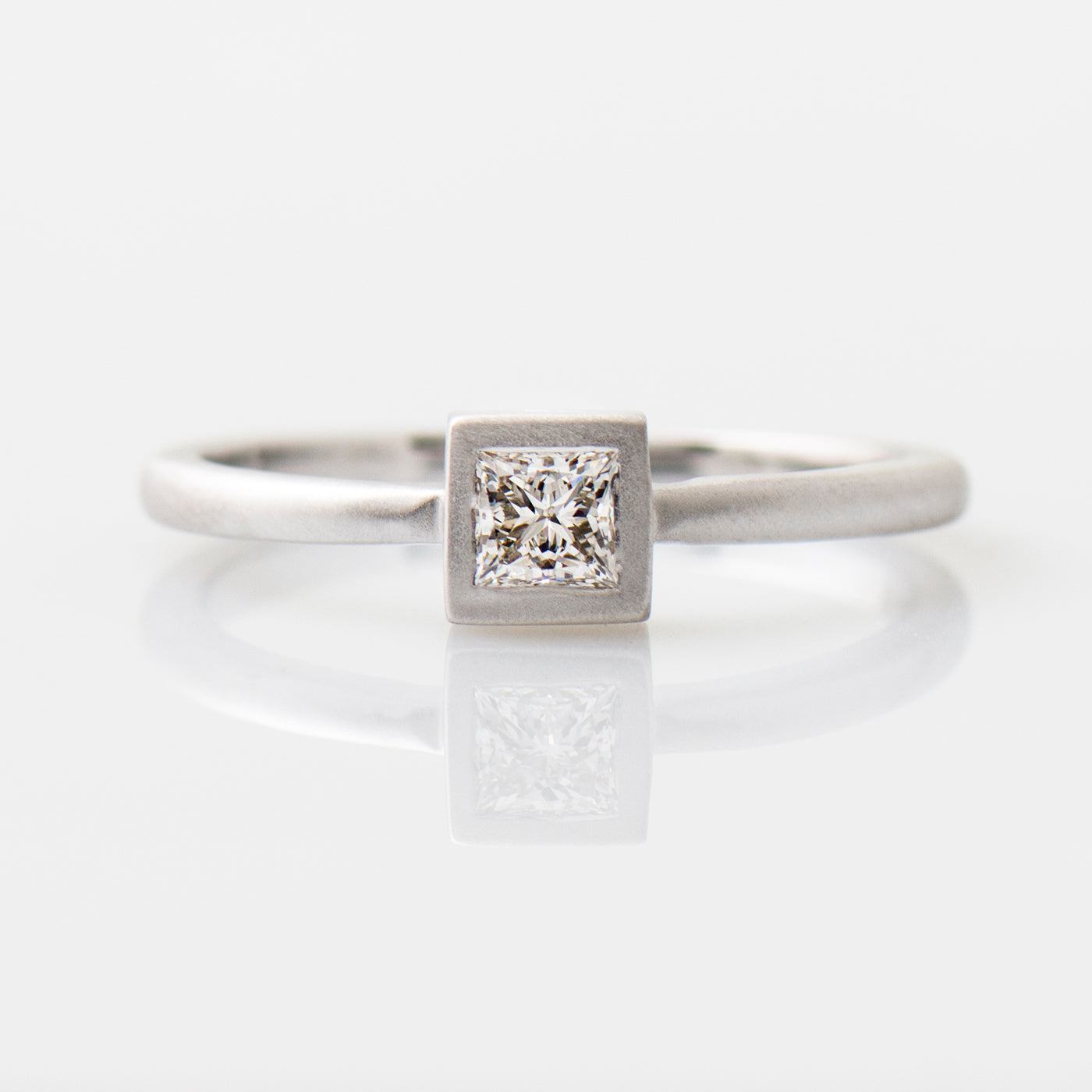 Flat Frame Square Diamond Ring