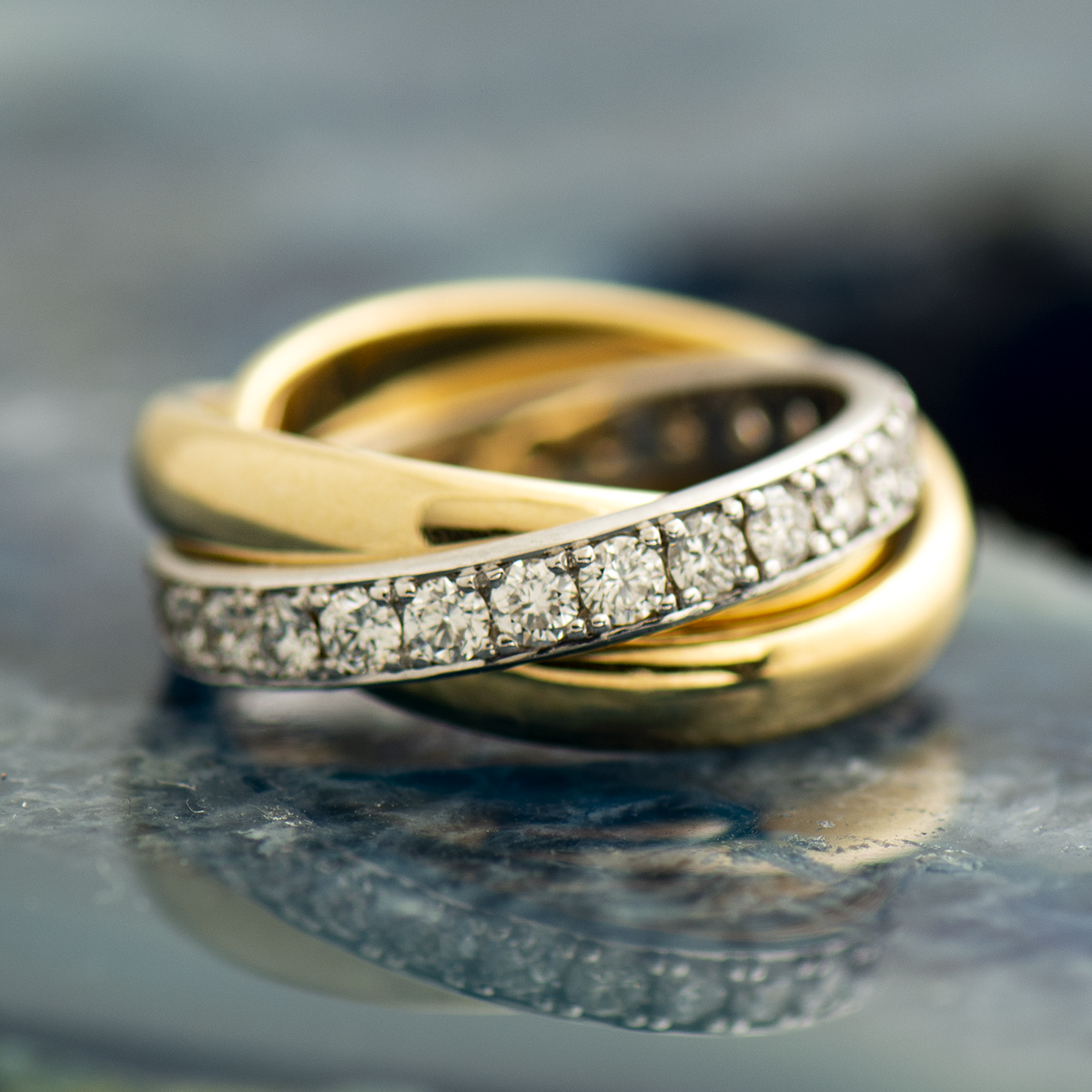 Wide Interlocking Rolling Ring