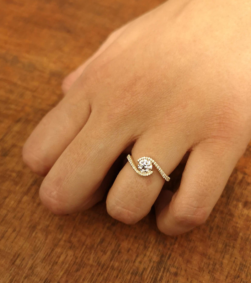 ABHINAV DIAMONDS Round Diamond Engagement Ring, Size: 14 at Rs 38000 in  Mumbai